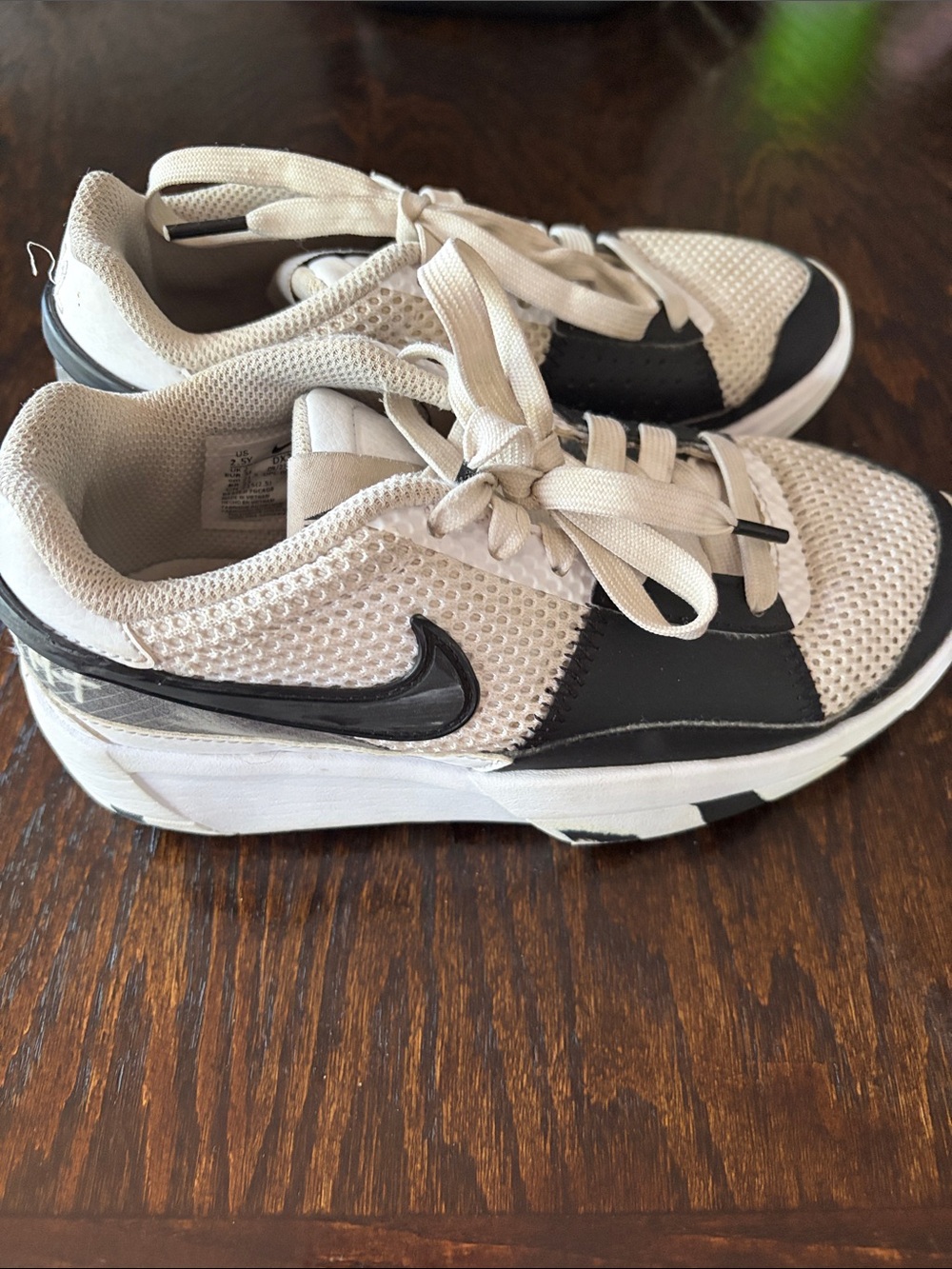 Nike Kids White and Black Mesh Sneakers